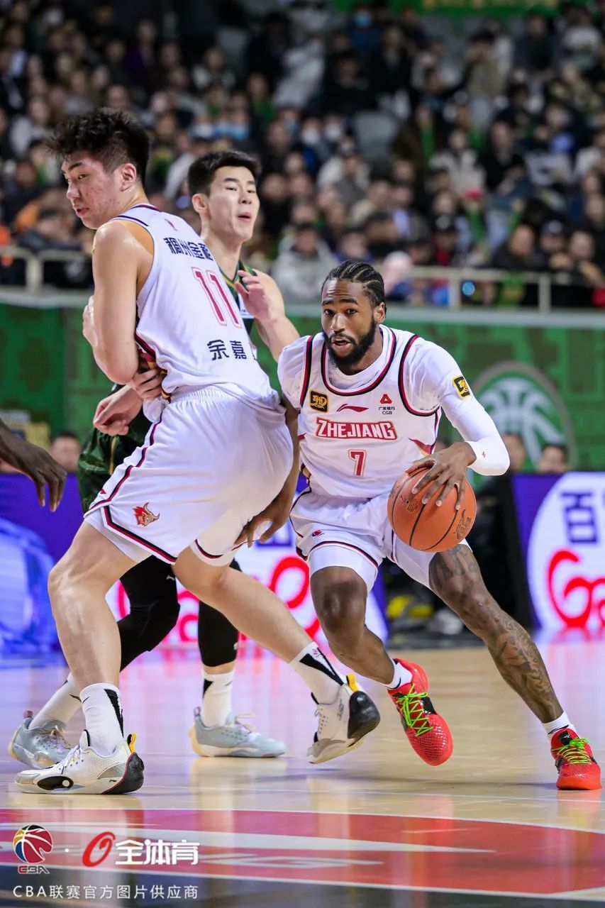 欧篮联赛程吃紧,浙江稠州关键时刻外线爆发,更衣室稳定,球队文化再被提及(欧篮联赛程赛果) 欧篮联赛程吃紧,浙江稠州关键时刻外线爆发,更衣室稳定,球队文化再被提及(欧篮联赛程赛果)