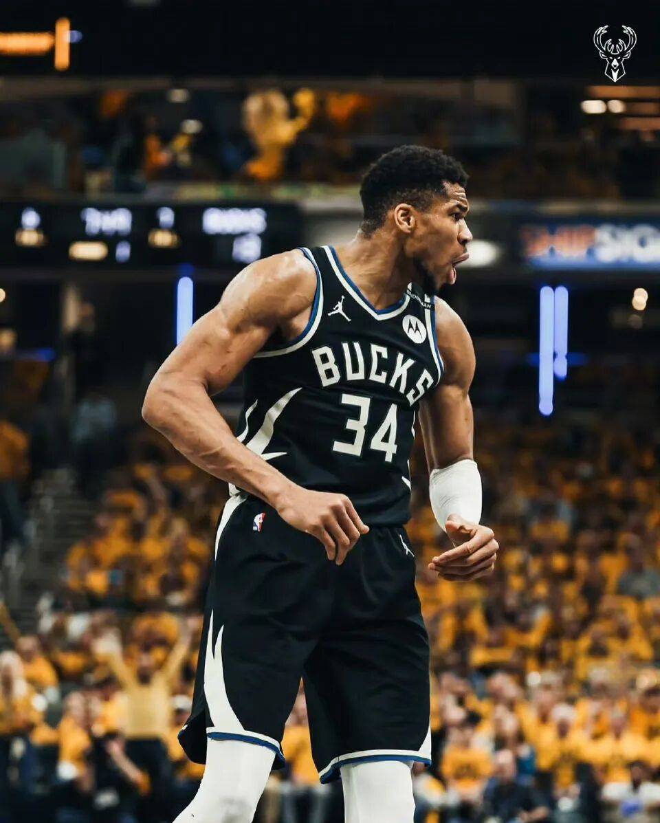 关于社区盾今夜再迎强敌，密尔沃基雄鹿状态回暖，主帅态度：震撼外界，轮换策略成焦点的信息