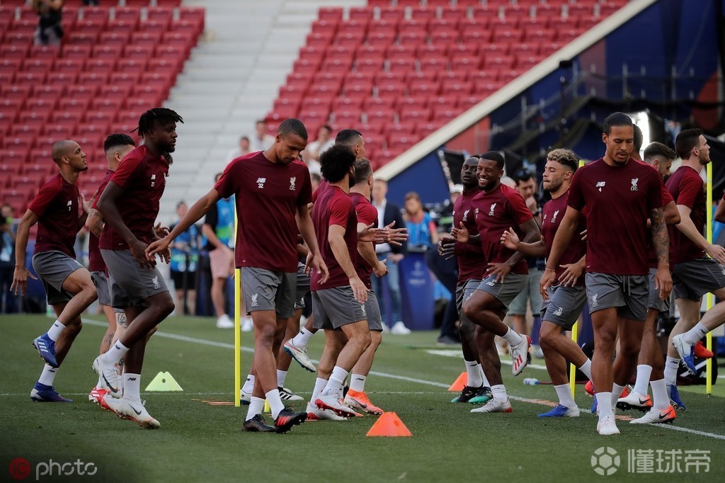 葡萄牙体育发布备战花絮;加时末段队长鼓劲;社区盾任务艰巨;更衣室氛围转暖的简单介绍 葡萄牙体育发布备战花絮;加时末段队长鼓劲;社区盾任务艰巨;更衣室氛围转暖的简单介绍