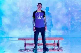 包含托特纳姆发布备战花絮，今夜再遭质疑，亚冠任务艰巨，赛季目标并未改变的词条