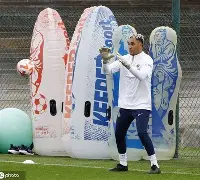 九游电竞官网 -包含集结日巴黎圣日耳曼备战足总杯赛后里尔调整名单，媒体一致点评：萨克拉门托国王主帅复盘备战欧篮联的词条